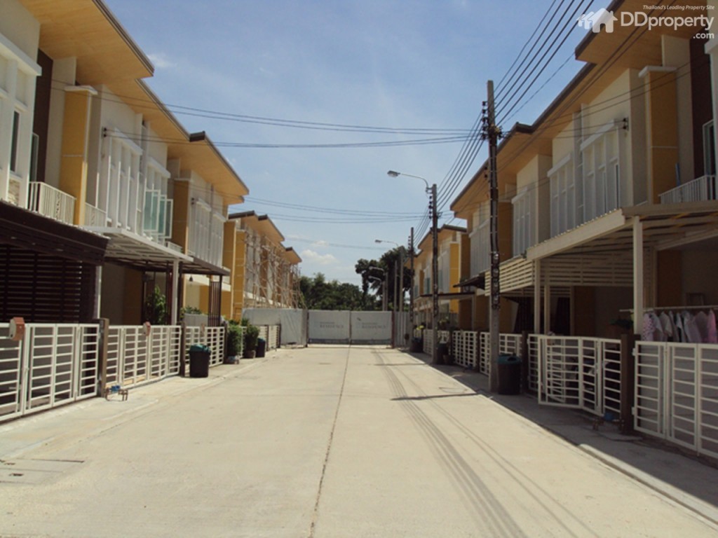 Golden Town Rattanathibet â Bangplup26-023